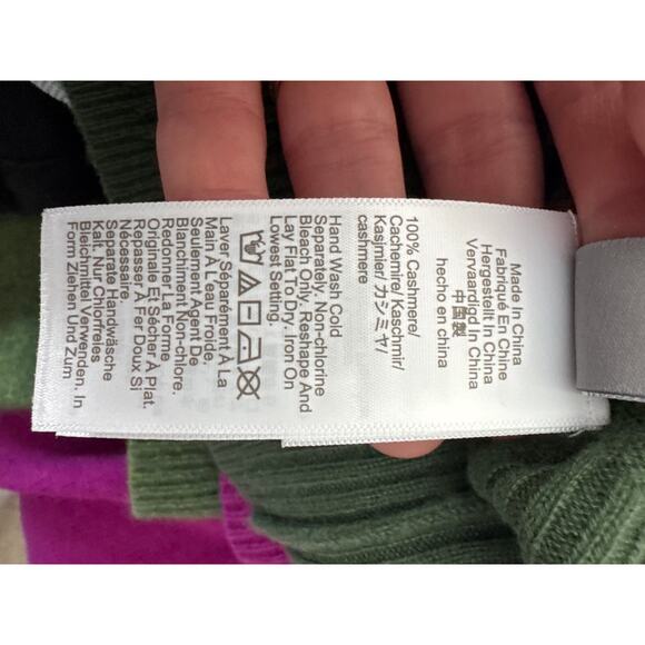 J. CREW 100% Cashmere shrunken crewneck sweater Cropped Fit Style BG654 Medium - Picture 8 of 9